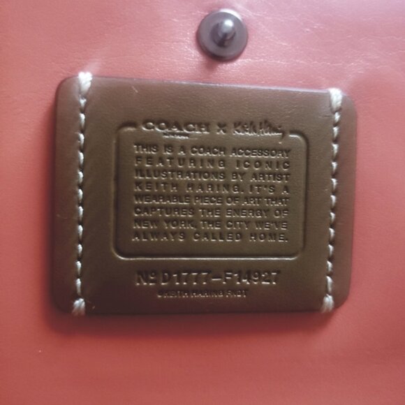 Coach x Keith Haring Crossbody with Heart - Picture 7 of 13
